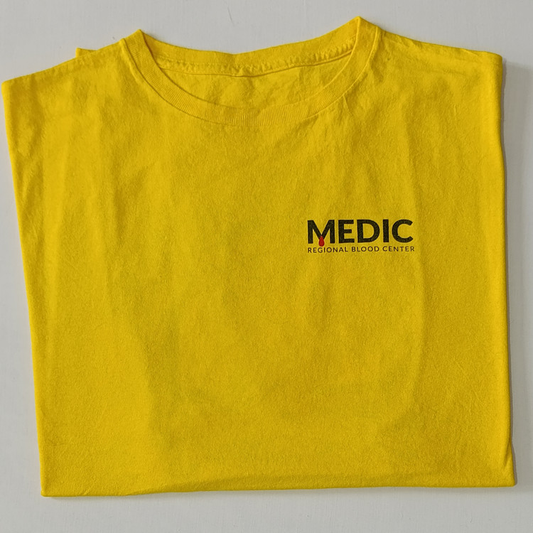 تی شرت مردانه برند MEDIC استوک اورجینال زنگ زرد