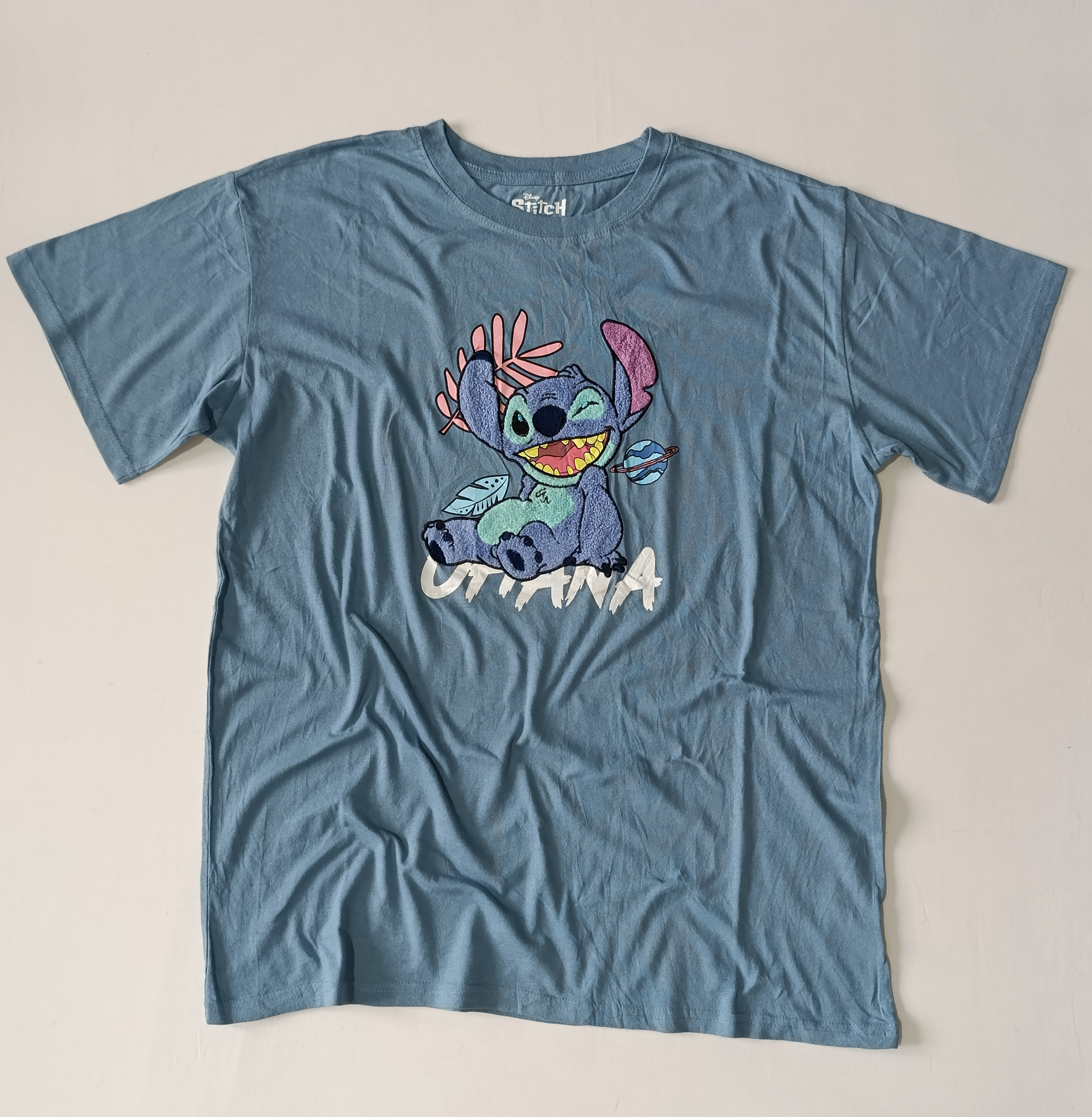تی شرت زنانه برند دیزنی استیچ DISNEY STITCH استوک اورجینال خوش رنگ