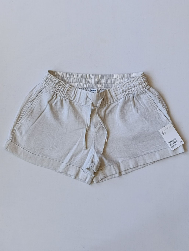 شلوارک لینن زنانه برند OLD NAVY استوک اورجینال رنک سفید نمای جلو