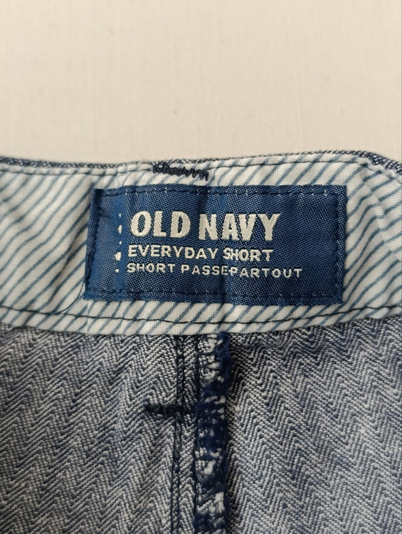 شلوارک لینن زنانه برند OLD NAVY استوک اورجینال رنگ سرمه ای نمای اتبکت و برند
