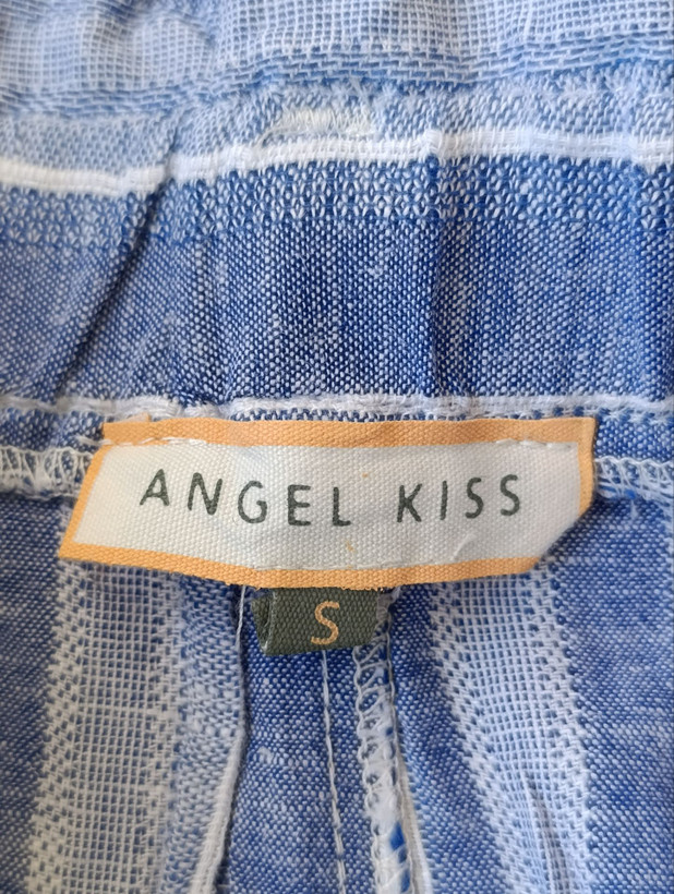 شلوارک لینن زنانه برند ANGEL KISS استوک اورجینال طرح دامن رنگ آبی نمای برند