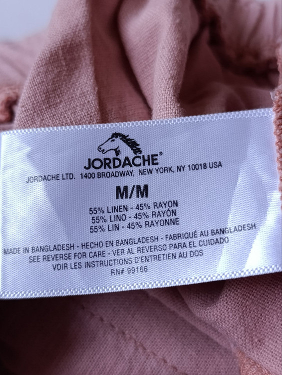 شلوارک لینن زنانه برند JORDACHE استوک اورجینال رنگ صورتی پودری نمای اتیکت