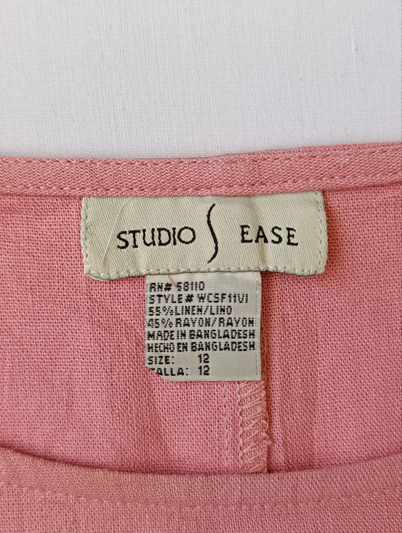 پیراهن لینن ساحلی زنانه آستین حلقه ای برند استودیو آسه STUDIO EASE استوک اورجینال زنگ صورتی پودری نمای اتیکت و برند