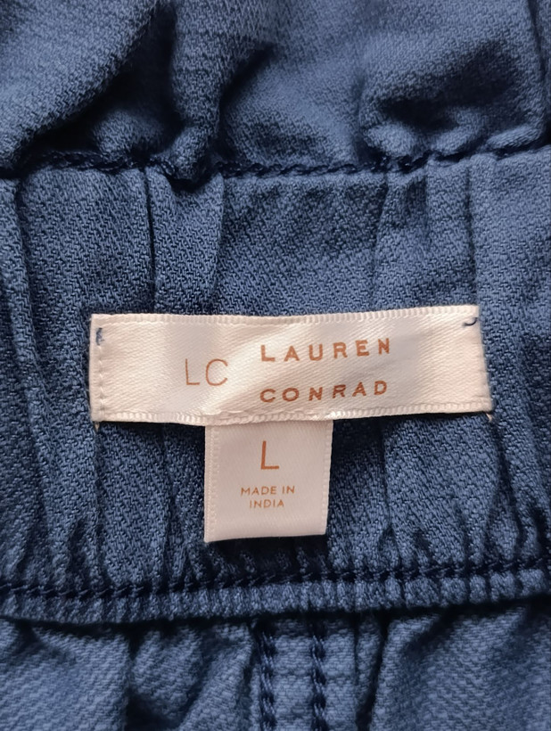 شلوار زنانه لینن برند LAUREN CONRAD استوک اورجینال رنک سرمه ای نمای اتیکت و برند