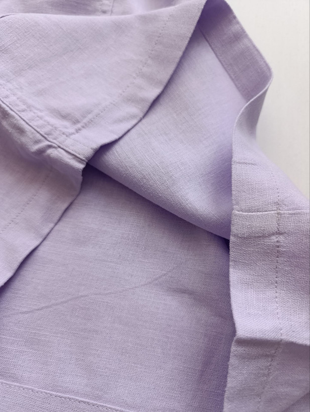 شلوارک زنانه لینن برند J.CREW استوک اورجینال رنگ یاسی نمای نزدیک جنس پارچه