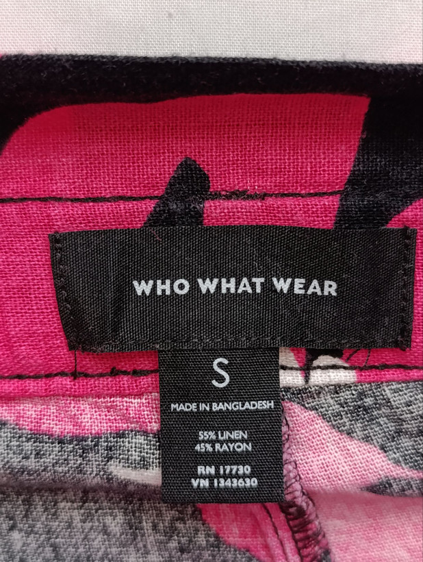 شلوارک زنانه لینن برند WHO WHAT WEAR استوک اورجینال طرحدار نمای اتیکت و برند