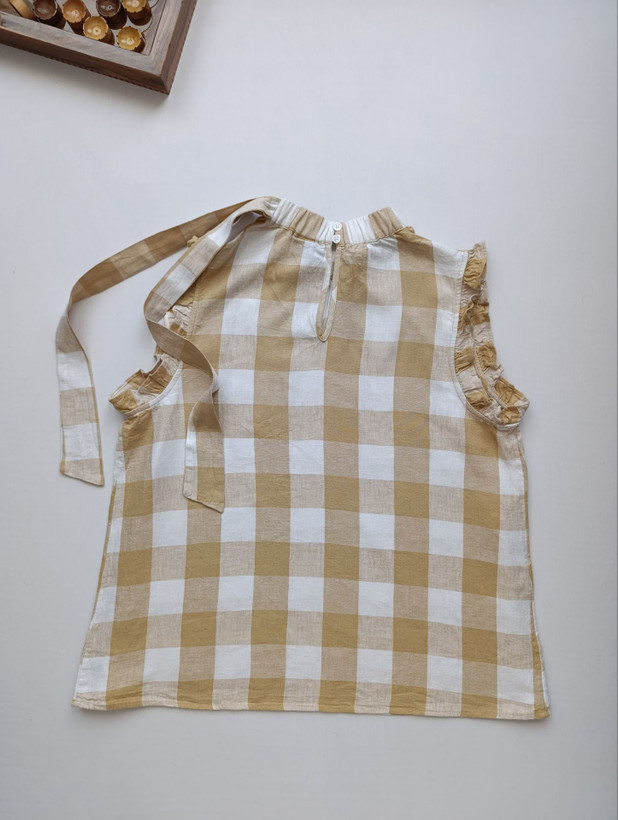 تاپ زنانه لینن برند WHO WHAT WEAR استوک اورجینال طرح چهارخانه نمای پشت