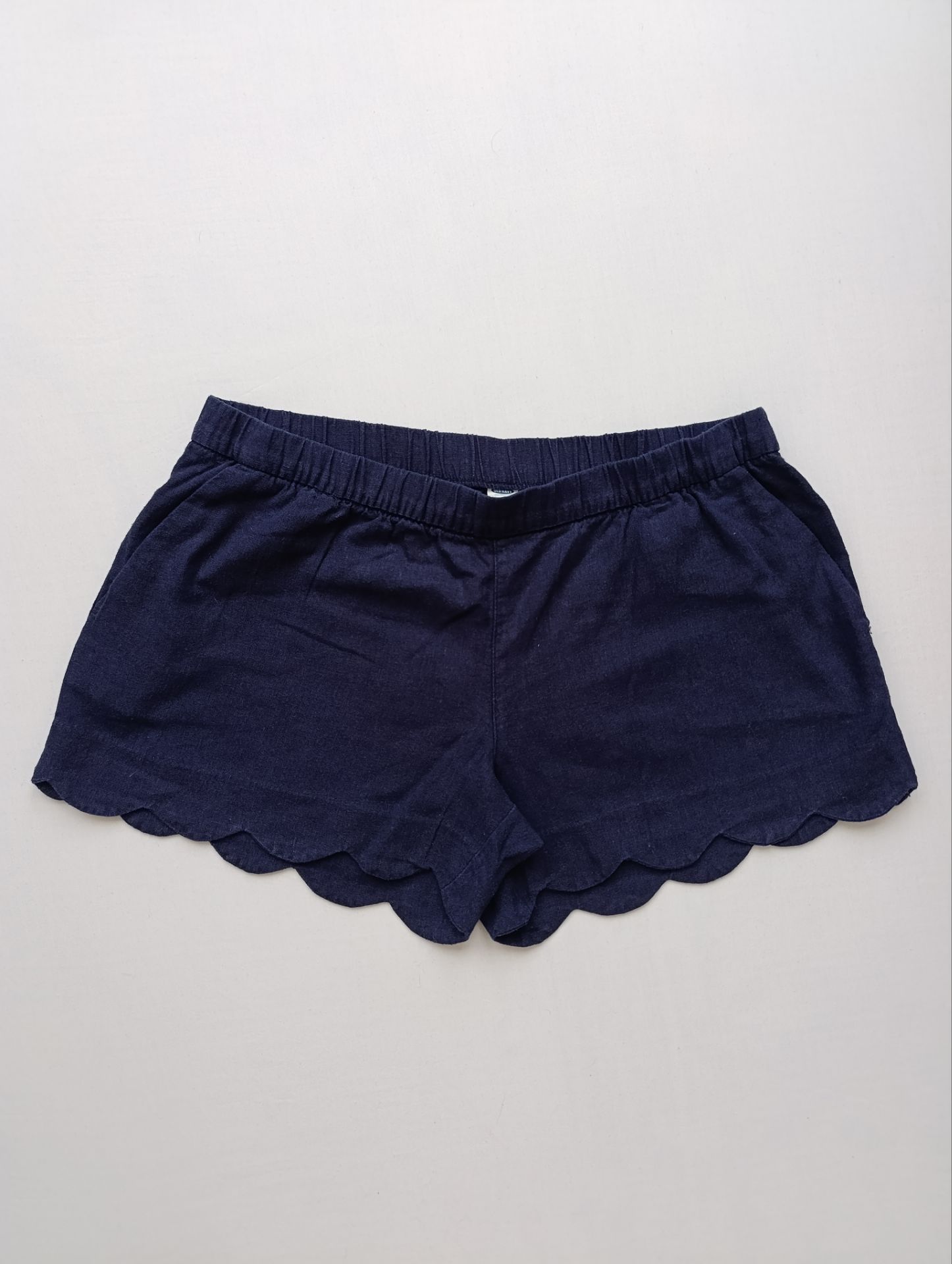 شلوارک زنانه لینن برند OLD NAVY استوک اورجینال رنگ سرمه ای نمای جلو