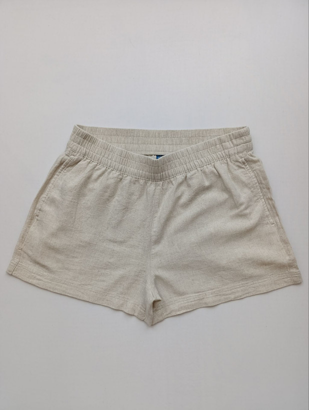 شلوارک زنانه لینن برند OLD NAVY استوک اورجینال رنگ کرم نمای جلو