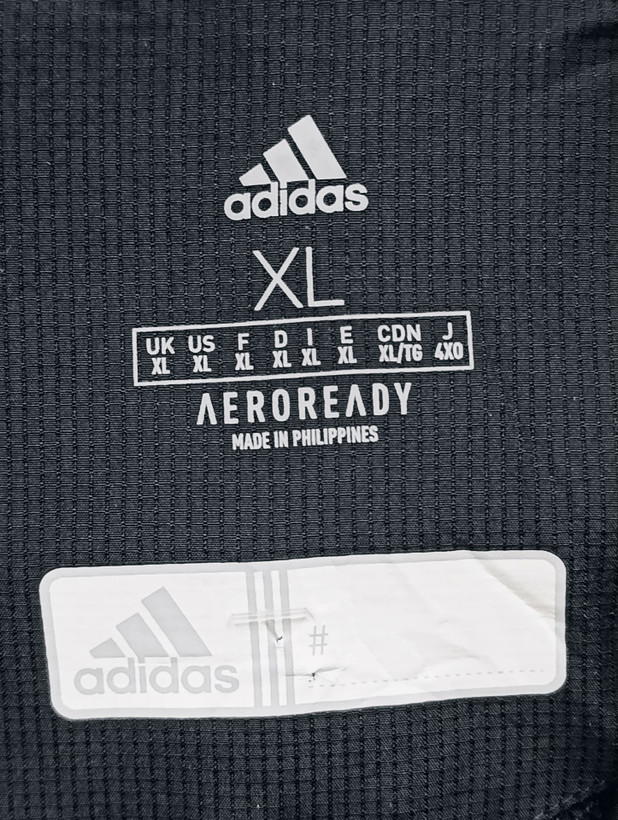 بادگیر مردانه برند ADIDAS استوک اورجینال رنگ مشکی نمای برند