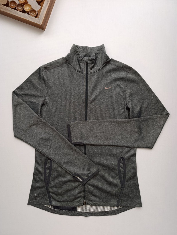 سویشرت ورزشی برند NIKE استوک اورجینال رنگ طوسی نمای جلو