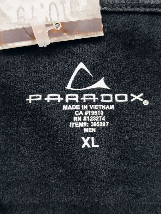 بلوز ورزشی مردانه برند PARADOX استوک اورجینال نیم زیپ نمای اتیکت برند