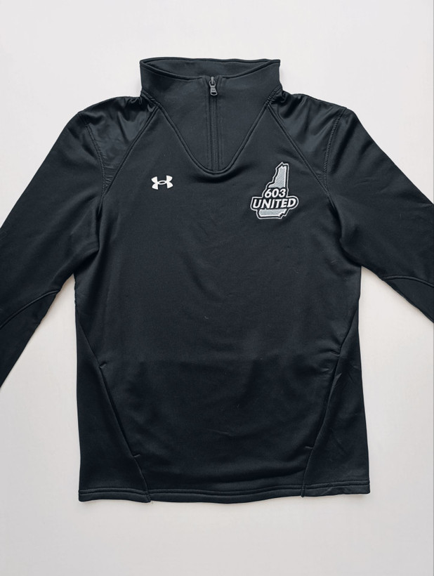بلوز ورزشی مردانه برند UNDER ARMOUR استوک اورجینال رنگ مشکی نمای جلو