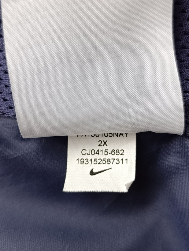 بادگیر مردانه برند NIKE استوک اورجینال کلاهدار نمای اتیکت مشخصات
