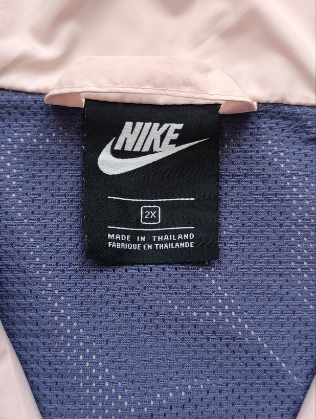 بادگیر مردانه برند NIKE استوک اورجینال کلاهدار نمای اتیکت برند