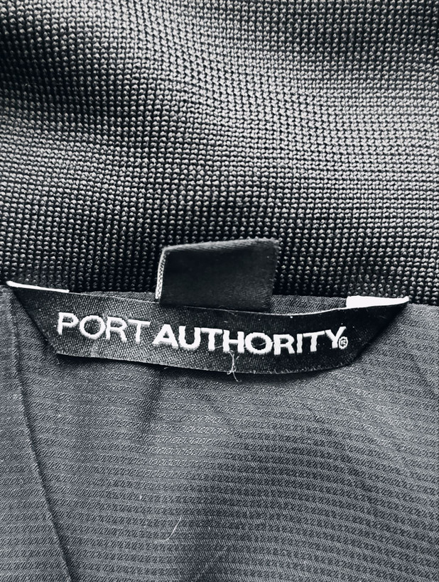 بادگیر مردانه برند PORT AUTHORITY استوک اورجینال کلاهدار نمای اتیکت برند
