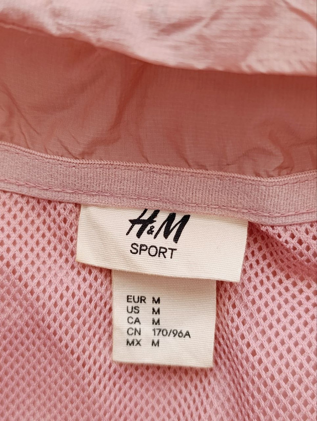 بادگیر زنانه برند H&M استوک اورجینال کلاهدار نمای اتیکت برند