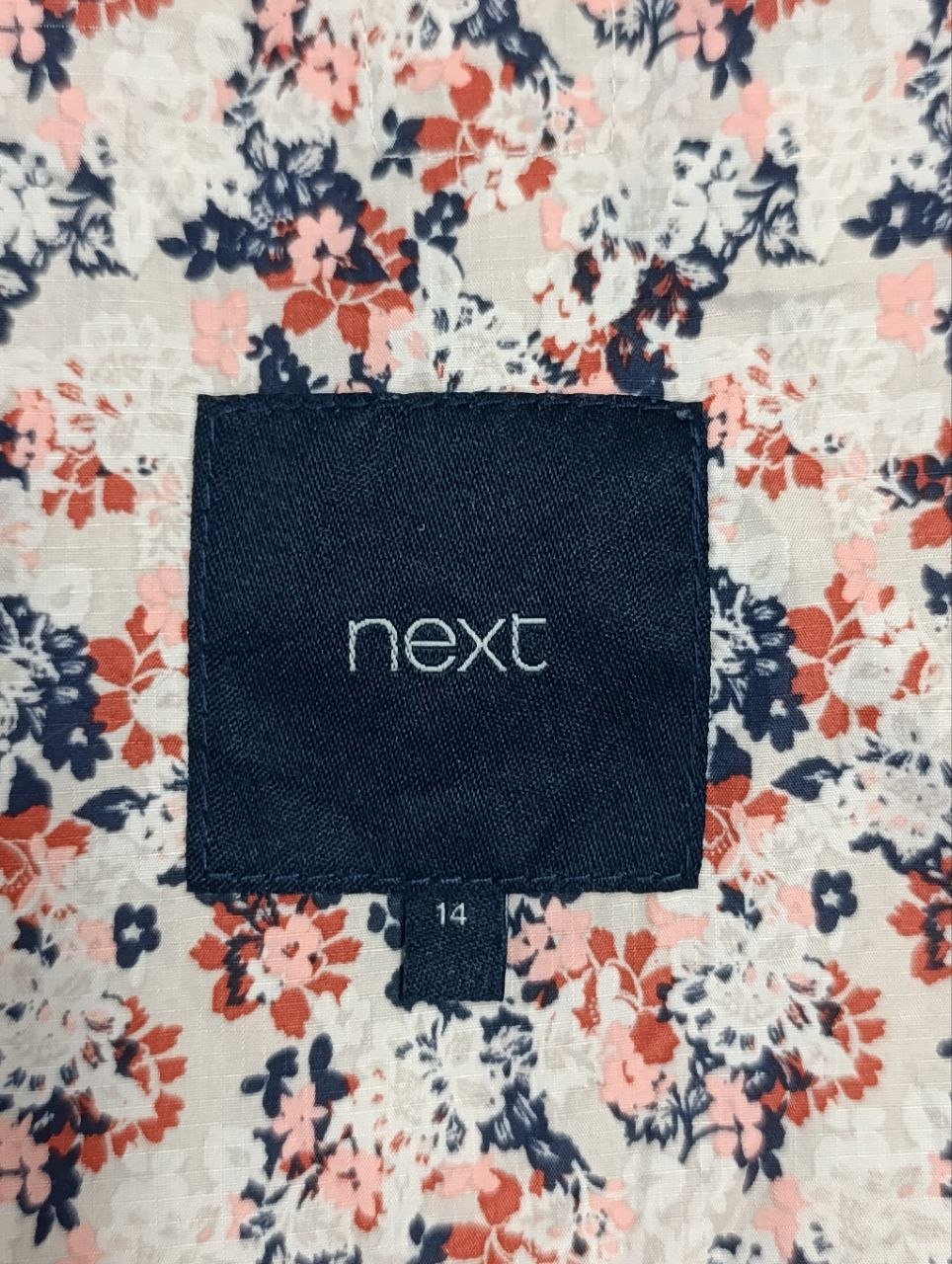 بادگیر مشتی زنانه برند NEXT استوک اورجینال طرحدار نمای اتیکت نام برند