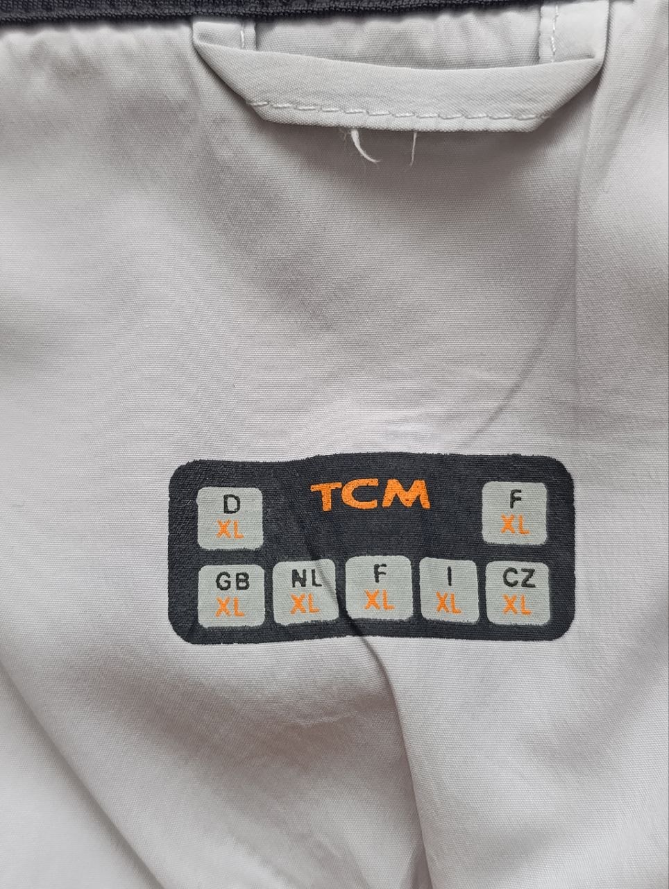 بادگیر مردانه برند TCM استوک اورجینال دولایه نمای اتیکت نام برند
